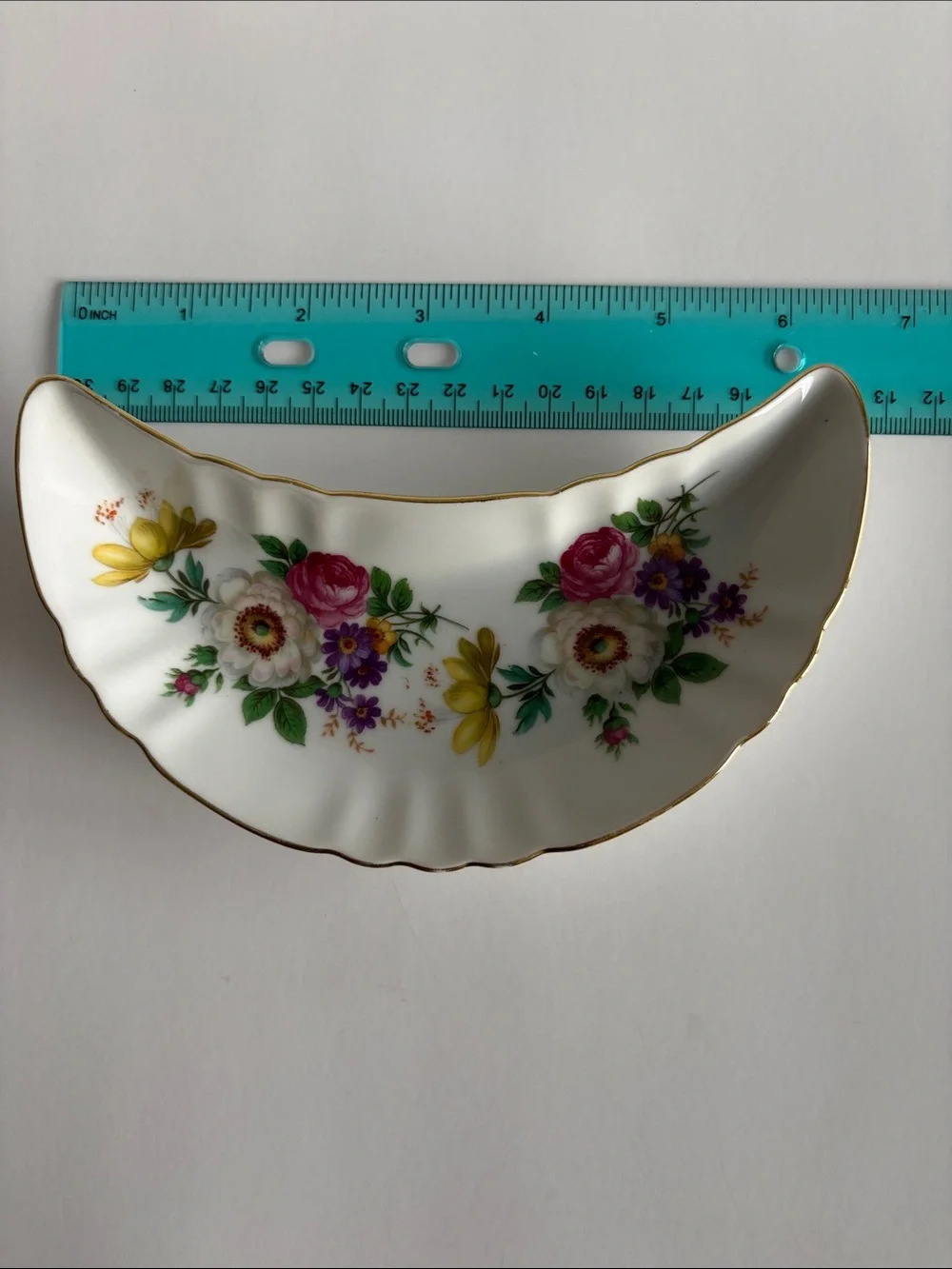 N/A elegant crescent